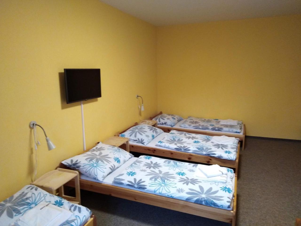 Penzion Snezenka Jiretin pod Bukovou Exterior foto
