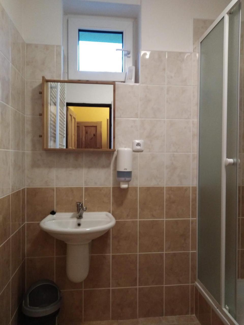 Penzion Snezenka Jiretin pod Bukovou Exterior foto